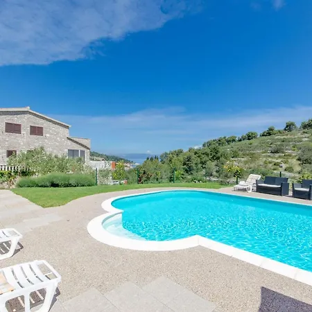 Star Holiday home Stomorska