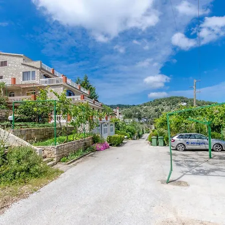 Holiday home Star Stomorska